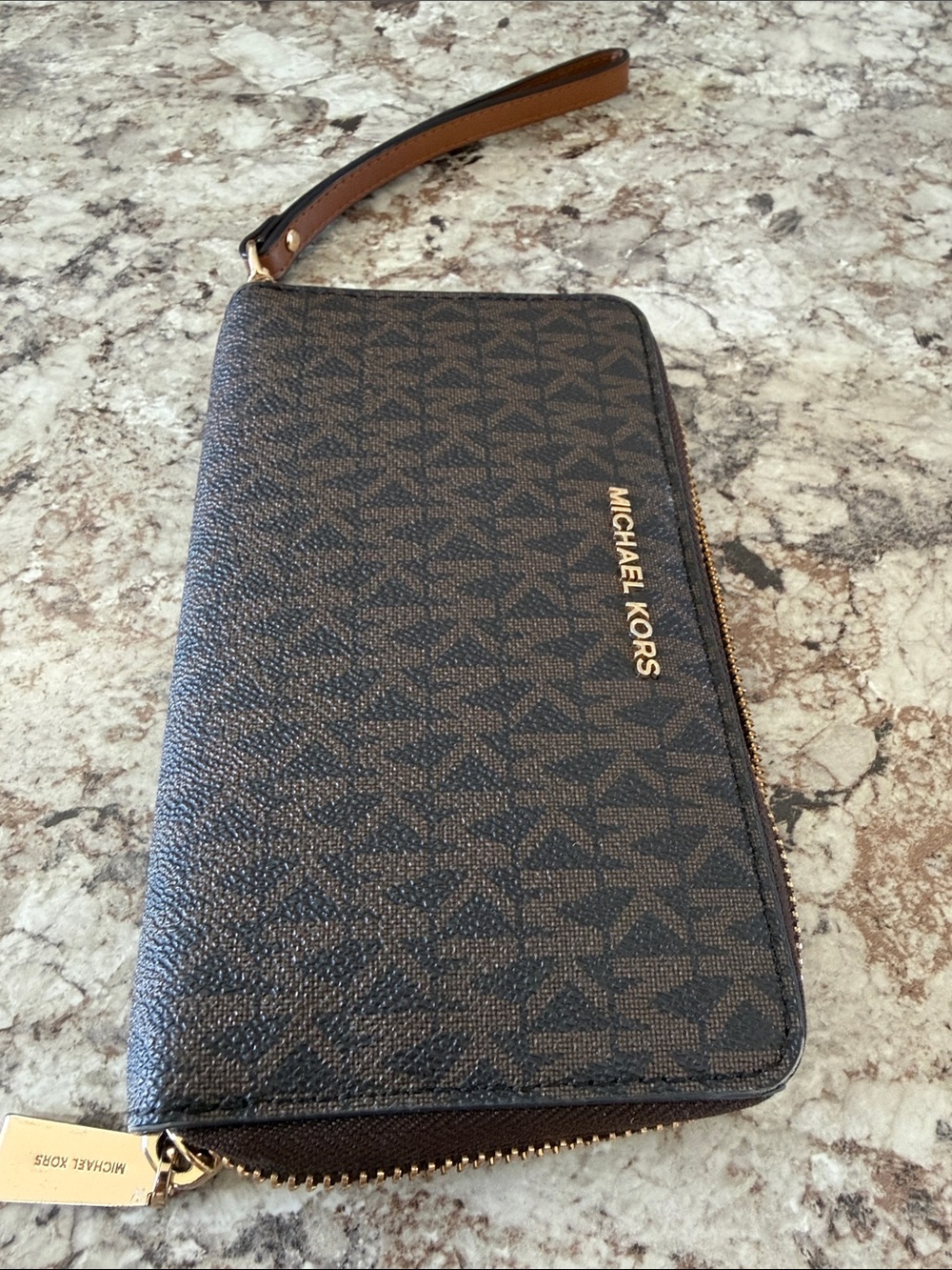 Michael Kors Black/Brown Zip-Around Wristlet Wallet